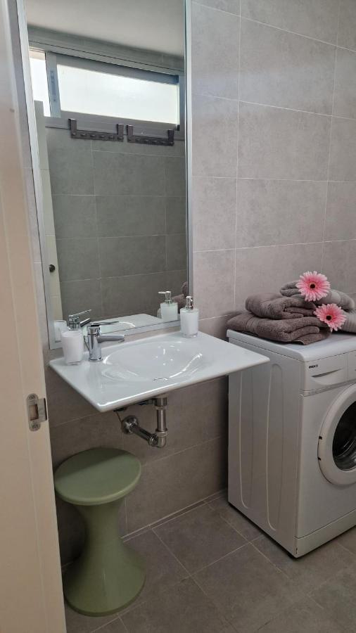 Apartamento Bernier มาลากา ภายนอก รูปภาพ