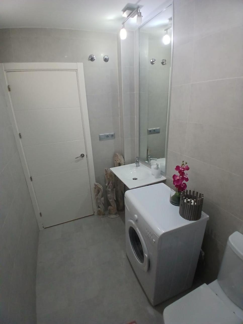 Apartamento Bernier มาลากา ภายนอก รูปภาพ