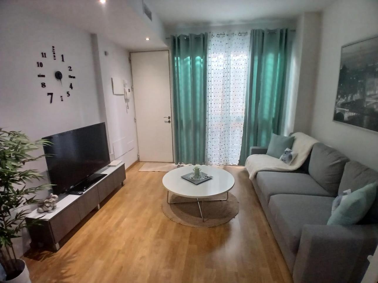 Apartamento Bernier มาลากา ภายนอก รูปภาพ